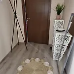 Апартамент бутикови емона *