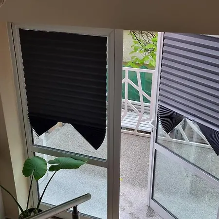 бутикови емона Apartmán Ravda