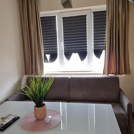 бутикови емона 公寓