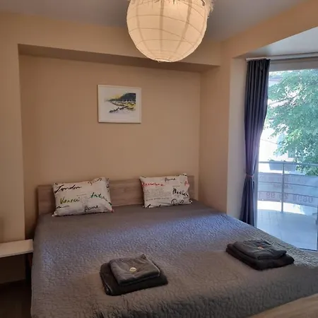 бутикови емона Apartamento *