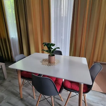 бутикови емона