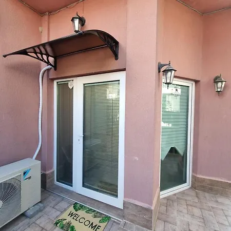 Apartmán бутикови емона