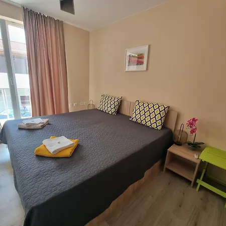 бутикови емона Apartmán Ravda