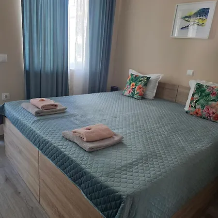 бутикови емона Apartament Ravda