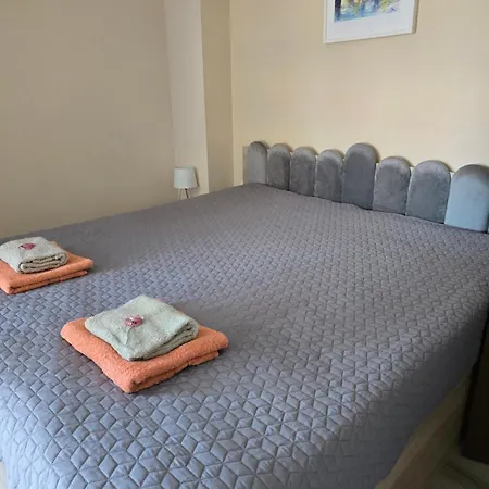 бутикови емона Apartament *