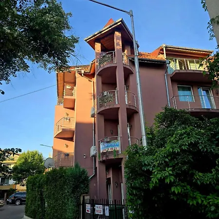 бутикови емона Apartment Ravda