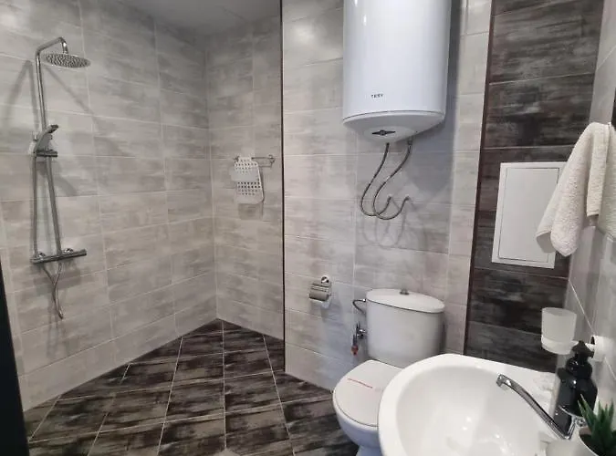 бутикови емона Lejlighed Ravda