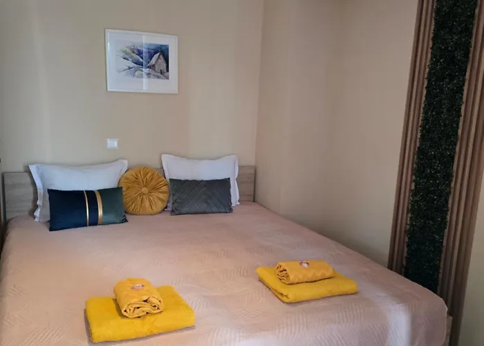 бутикови емона Lejlighed Ravda