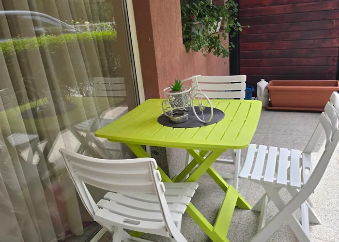 бутикови емона Lejlighed *